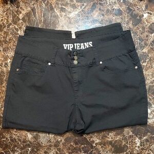VIP Jeans Women's Size 21/22 Black Capri Pants